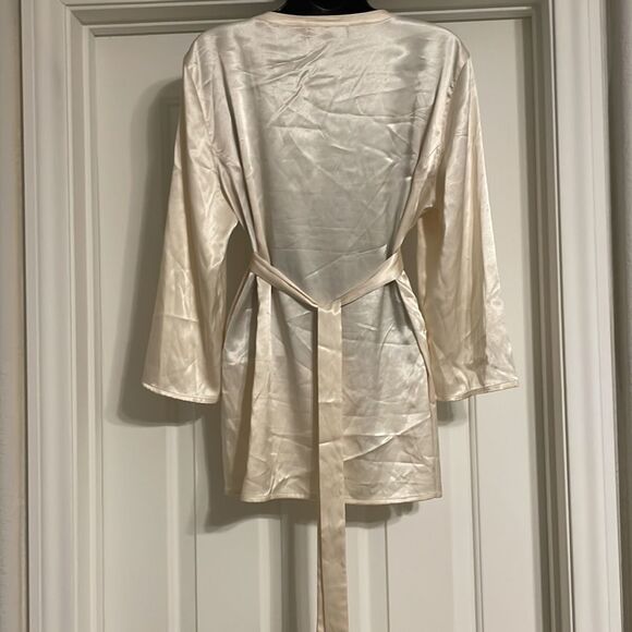 CREAM Top - Picture 3 of 4